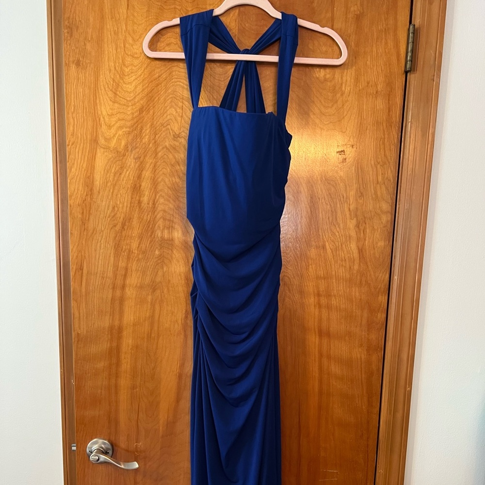 Laundry floor length, side slit, ruched gown. Royal blue size 6 petite stretch